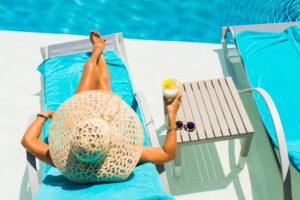 Cocktail Pool