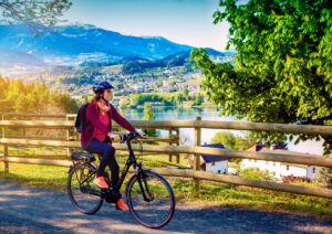 5 neue E-Bike-Reisen bei Belvelo